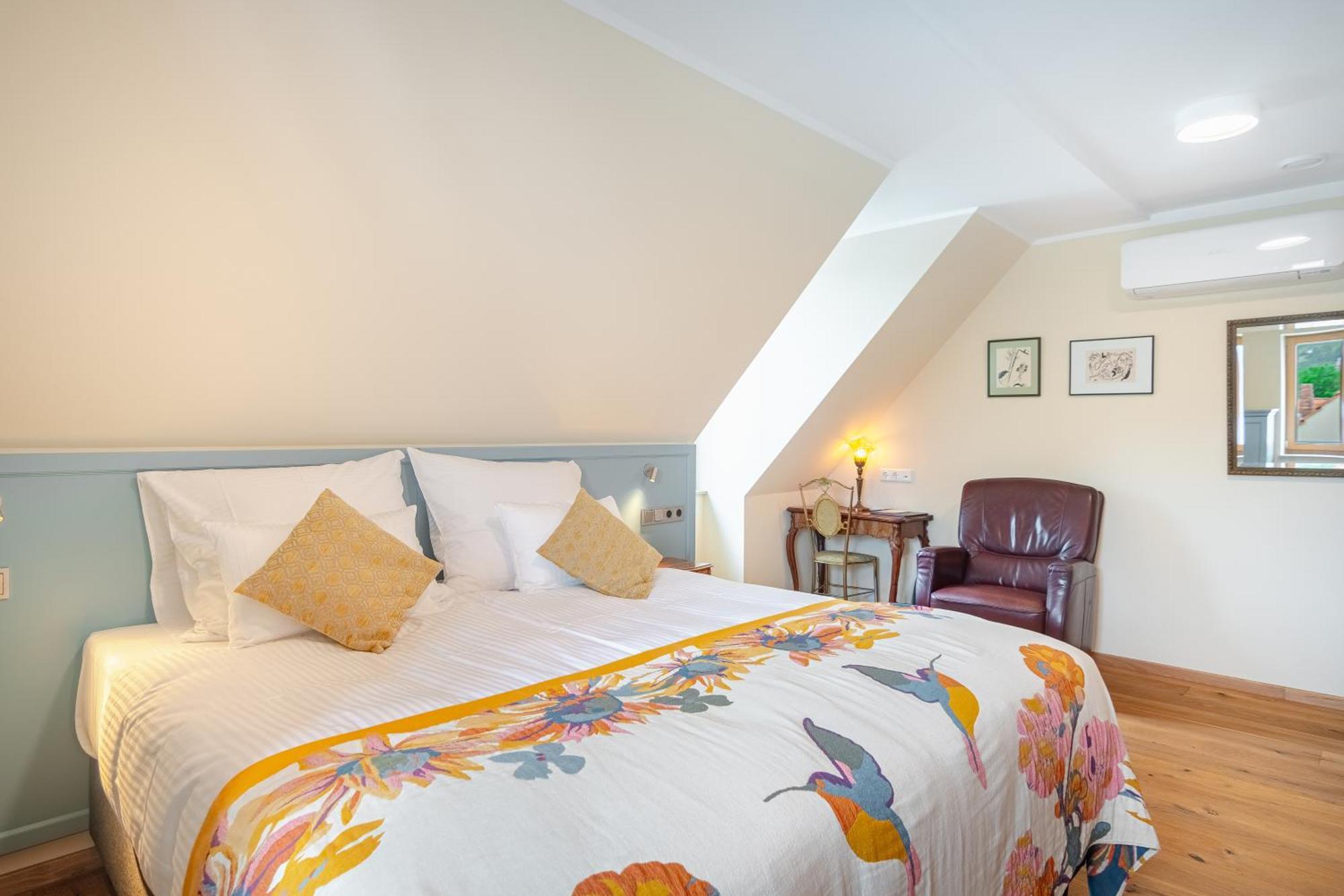 Boutique-Hotel Maroggo Margetshöchheim Εξωτερικό φωτογραφία